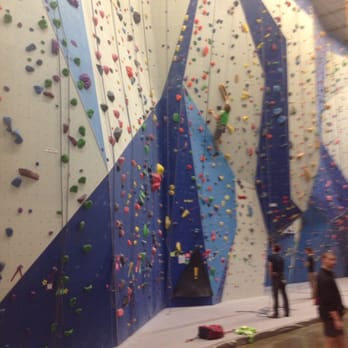 Edgeworks Climbing - Bellevue - Climbing Near Me - Bellevue, Washington Edgeworks Climbing - Bellevue - Climbing Near Me - Bellevue, Washington