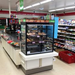 7-Eleven - Sales Area and Pastry Case