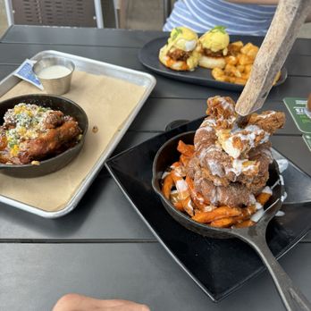10 Twenty Five - chicken and donuts. elote wings nashville hot eggs bene - New American Near Me - Cape Coral, Florida 10 Twenty Five - chicken and donuts. elote wings nashville hot eggs bene - New American Near Me - Cape Coral, Florida