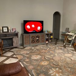 We Clean 4 You - Clean living room!
