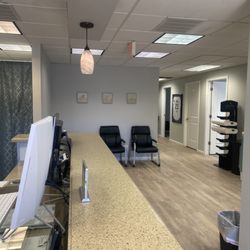 Castle Chiropractic Clinic - Reception