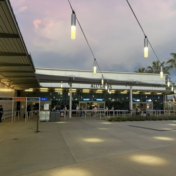 Long Beach Airport - LGB - Airports Near Me - Long Beach, California