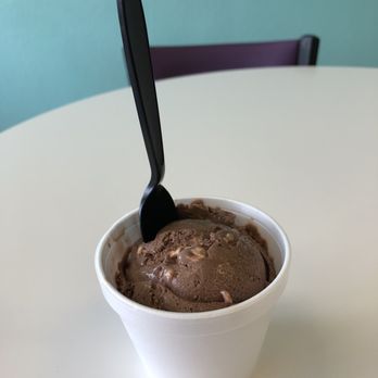 Everything Ice Cream - Rocky Road Ice Cream - Ice Cream & Frozen Yogurt Near Me - Anna, Texas