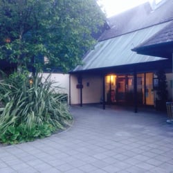 Beefeater - Entrance