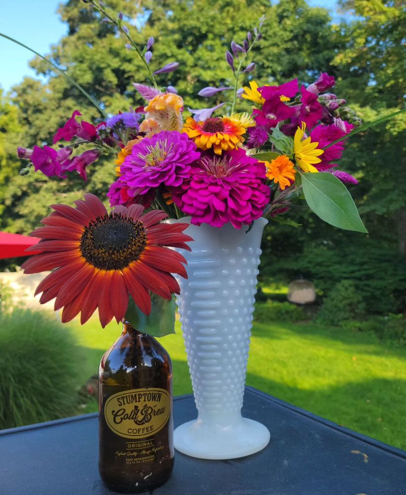 BEAUMONT FARM Updated September 2024 17 Photos 945 E Center St