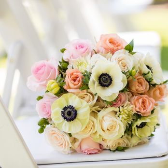 Diana's Flowers - Florists Near Me - Valley Village, California