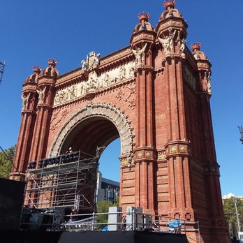 Arc de Triomf - September 2017 @endoedibles on Instagram for more - Landmarks & Historical Buildings Near Me - Barcelona, B
