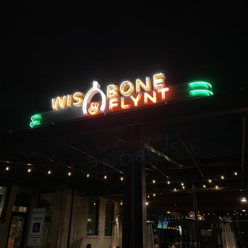 Wishbone & Flynt - Cocktail Bars Near Me - Fort Worth, Texas