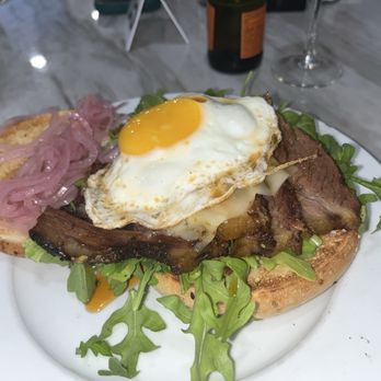 Munch Eatery - Bakeries Near Me - Ansonia, Connecticut