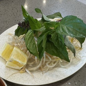 Pho Binh Minh - Seafood Near Me - Langley, British Columbia