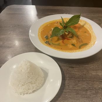 Thai Time Thai and Sushi Restaurant - Pineapple curry with tofu. - Thai Near Me - Jackson, Mississippi Thai Time Thai and Sushi Restaurant - Pineapple curry with tofu. - Thai Near Me - Jackson, Mississippi
