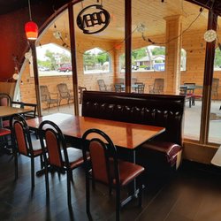 Sheesh Mahal - They've recently added a lovely patio.