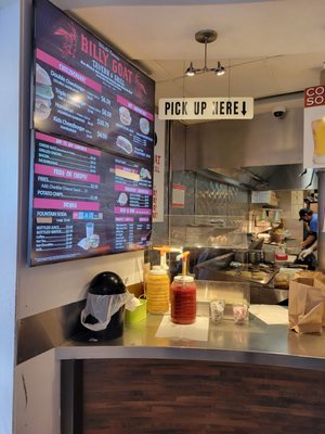 Billy Goat Tavern (Ohare Airport- Concourse C) by null