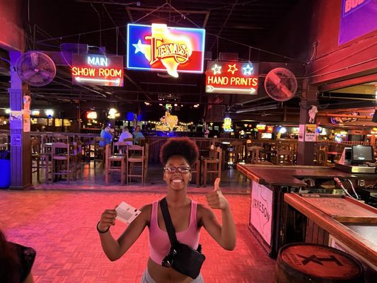 Billy Bob's Texas by null
