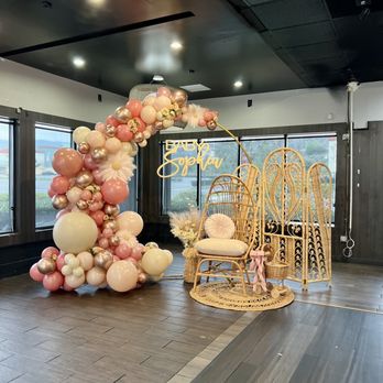 Balloon it! - Backdrop of my dreams - Balloon Services Near Me