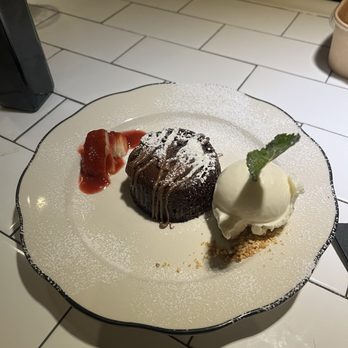 Briciola Harlem - Warm Chocolate Souffl - Pizza Near Me - New York, New York