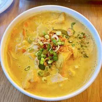 Kati Vegan Thai - Yellow Curry - Thai Near Me - Seattle, Washington