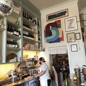 Found Oyster - Inside the Bar - Seafood Near Me - Los Angeles, California