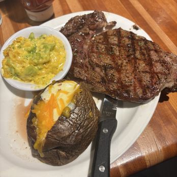 Cheddar's Scratch Kitchen - American Near Me - Irving, Texas Cheddar's Scratch Kitchen - American Near Me - Irving, Texas
