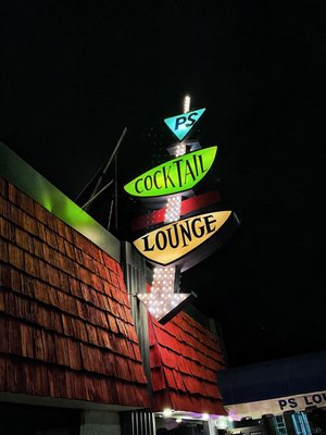 P S Lounge by null