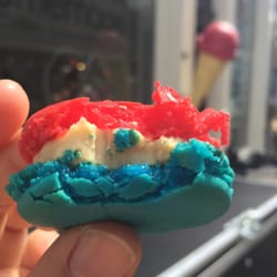 Dutch Homemade - Yummy Dutch cookie macaron