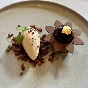 Michael Mina - Fleur de cacao - New American Near Me - Las Vegas, Nevada