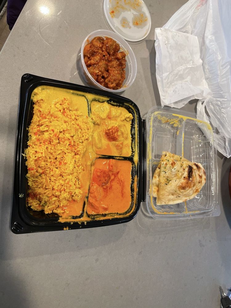 Everest Curry Kitchen Express Logo