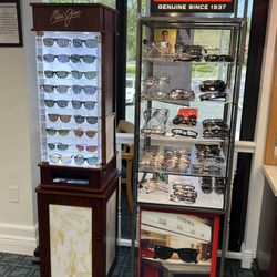 Eyeglass frame display