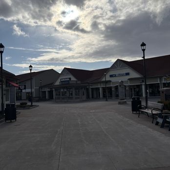 Woodbury Common Premium Outlets - Shopping Centers Near Me - Central Valley, New York Woodbury Common Premium Outlets - Shopping Centers Near Me - Central Valley, New York