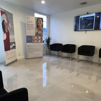 Vanity Look Skin Center - Medical Spas Near Me - Los Angeles, California Vanity Look Skin Center - Medical Spas Near Me - Los Angeles, California