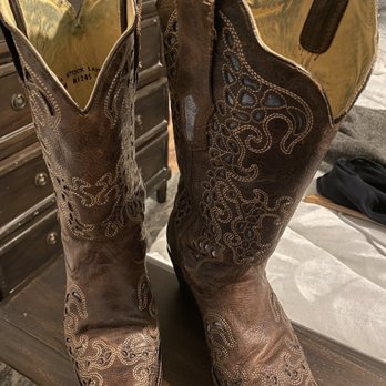 Cavender's Boot City - Shoe Stores Near Me - Plano, Texas Cavender's Boot City - Shoe Stores Near Me - Plano, Texas
