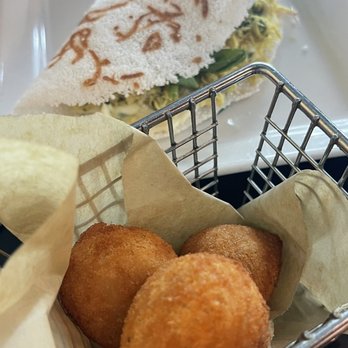 Sagrado Cafe - Coxinha and Tapioca Crepe Chicken and Catupiry Cheese - Coffee & Tea Near Me - Miami, Florida