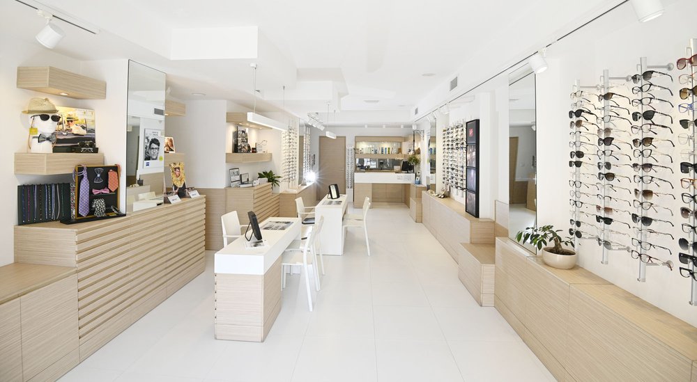 VISUAL ÓPTICOS Avenida Pasaxe, 7, La Coruña, A Coruña, Spain