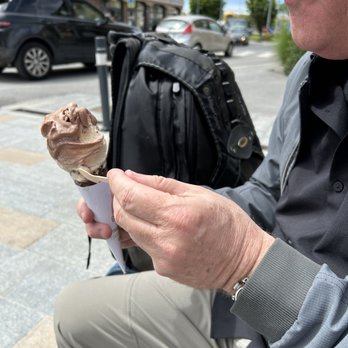 La Romana - Gelato in a chocolate cone - Ice Cream & Frozen Yogurt Near Me - Alba, CN