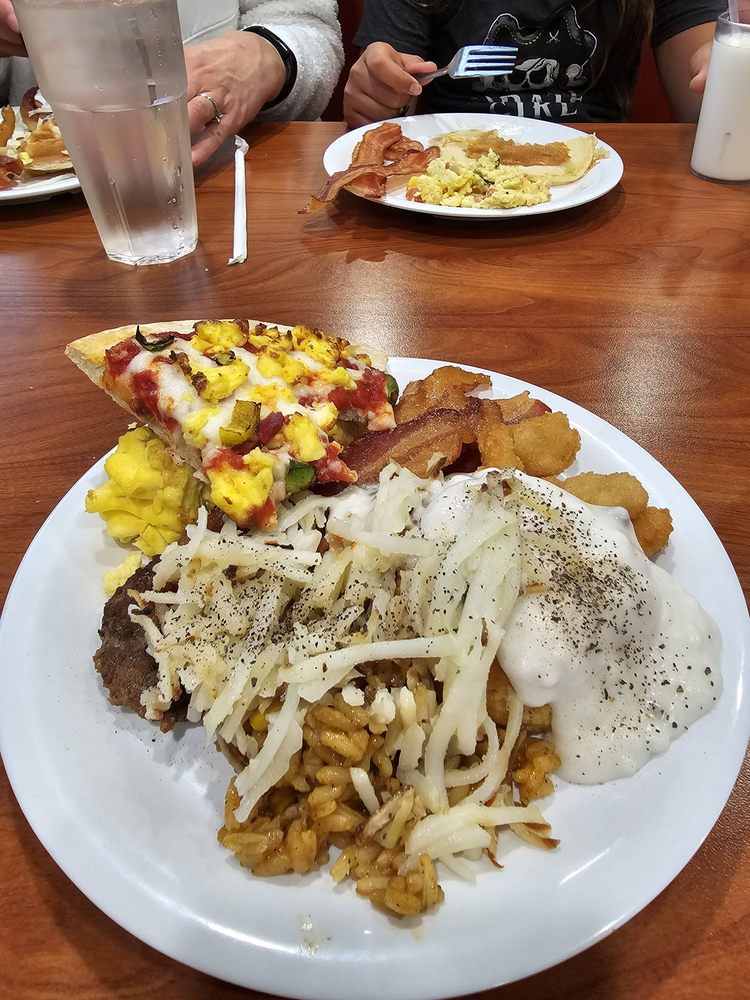 GOLDEN CORRAL BUFFET & GRILL Updated November 2024 223 Photos & 329