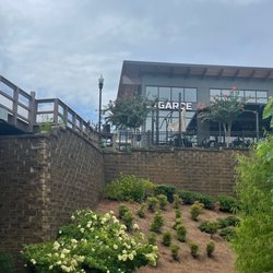 Keswick Park - Path with restaurants above it