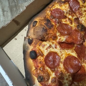 New York Pizza and Pints - Pizza Near Me - McKinney, Texas