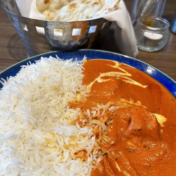 Indian Desire - Butter chicken rice bowl & butter naan - Indian Near Me - Toronto, Ontario Indian Desire - Butter chicken rice bowl & butter naan - Indian Near Me - Toronto, Ontario