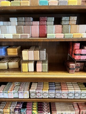 Merz Apothecary by null