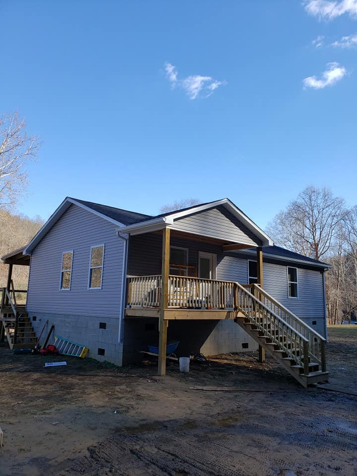 DAVID’S CONTINUOUS GUTTER Updated October 2024 1630 Coonskin Dr