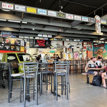 Hodad's - Very spacious - Burgers Near Me - San Diego, California Hodad's - Very spacious - Burgers Near Me - San Diego, California