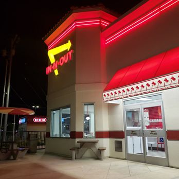 In-N-Out Burger - Burgers Near Me - New Braunfels, Texas