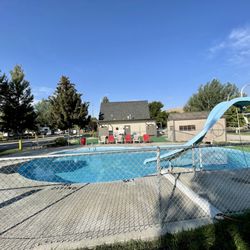 Beaverhead River RV Park & Campground - Pool!