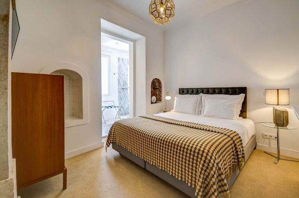 Quinta Colina by Shiadu by null