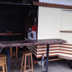 Espresso Cartello - Side seating