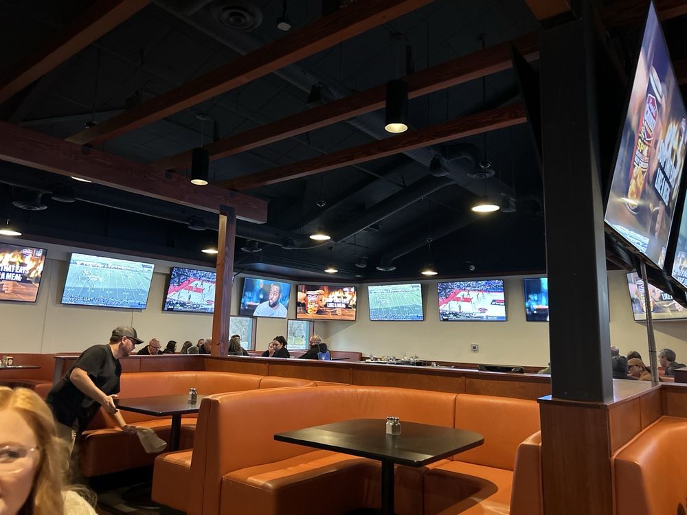 Social spots from Pints Alehouse