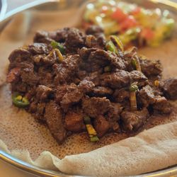 Dama Pastry and Restaurant - Awaze Tibs