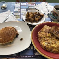Bonnie B's