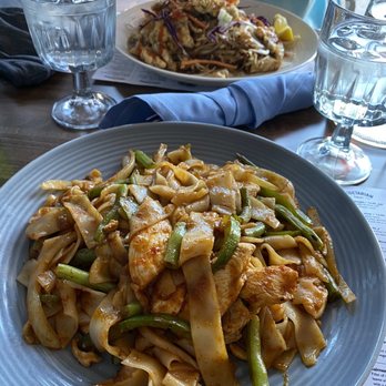 Chiangmai - Drunken noodles with chicken - Thai Near Me - Conshohocken, Pennsylvania