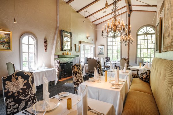 Photo of The Elderberry House - Oakhurst, CA, US. Dining Room